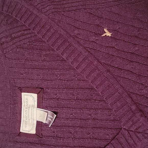 American Eagle cable knit sweater - Picture 3 of 3